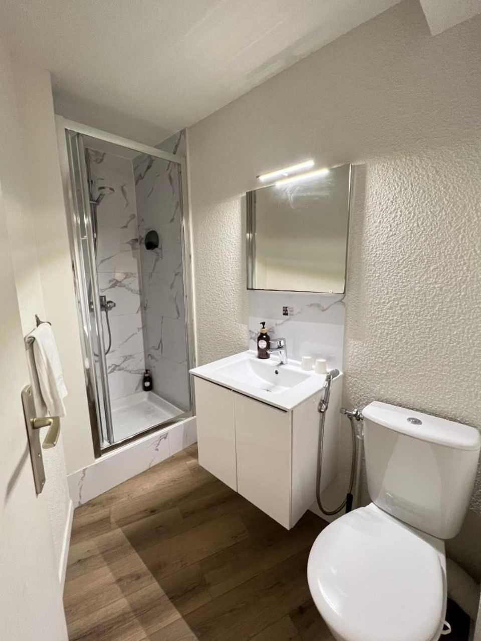 Couett'Hotel Brest Port De Plaisance, Les Pieds Dans L'Eau Exterior foto