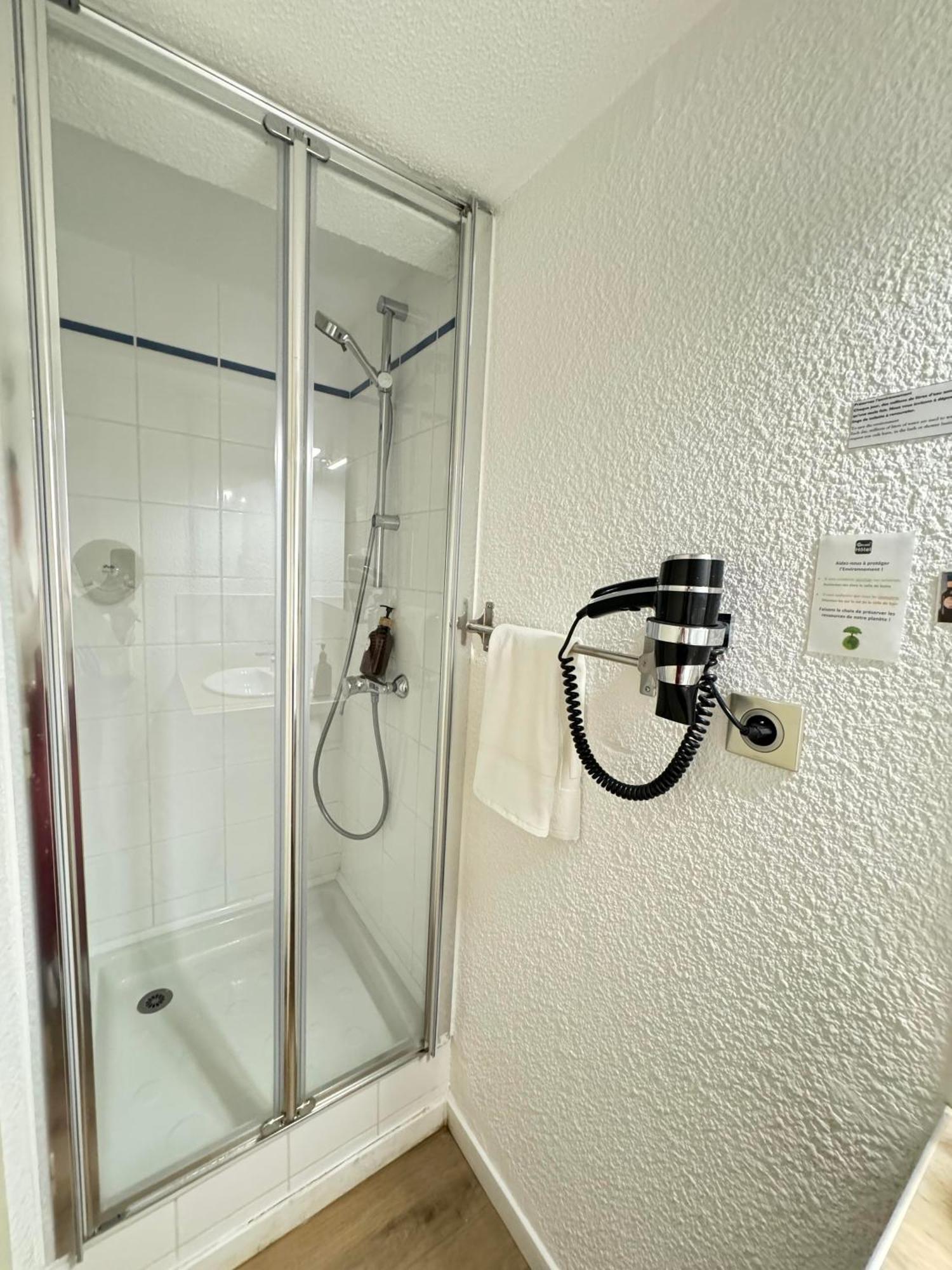 Couett'Hotel Brest Port De Plaisance, Les Pieds Dans L'Eau Exterior foto