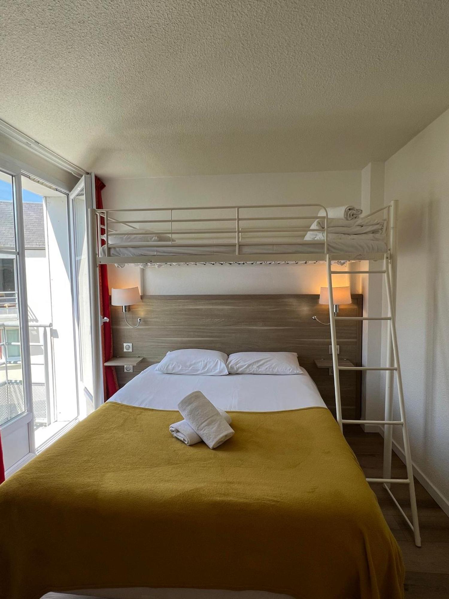 Couett'Hotel Brest Port De Plaisance, Les Pieds Dans L'Eau Exterior foto